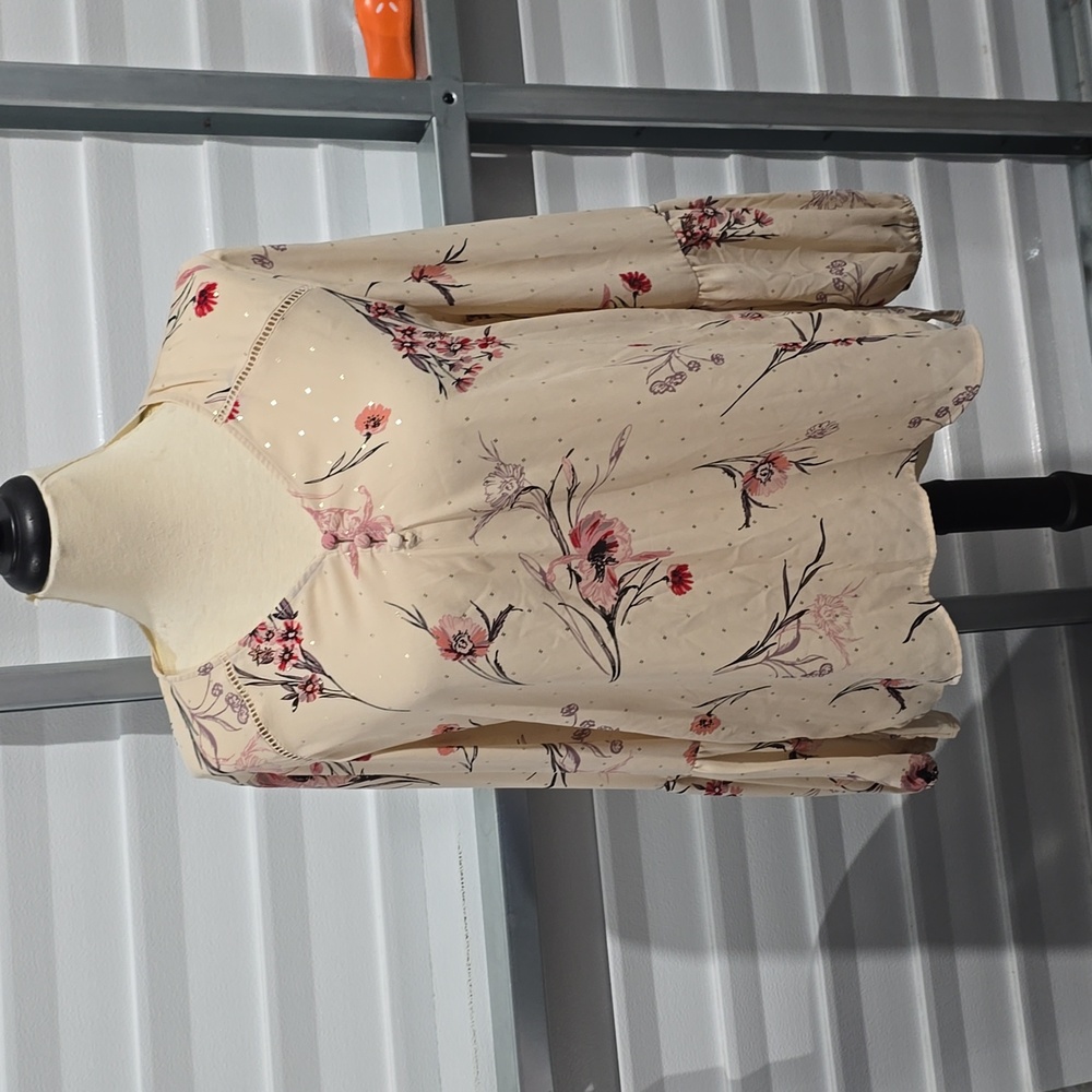 Maurices Floral Lantern Sleeve Blouse Top Size Large Cream Pink